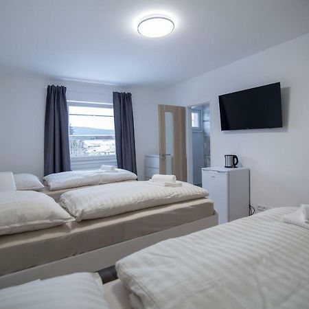 Apartment Simona Hostka  ภายนอก รูปภาพ
